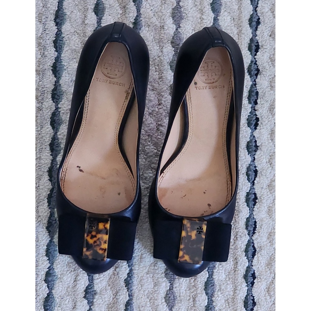 Tory Burch Women's Black Leather Tortoise Bow Chase Heels Pumps Size 8.5M